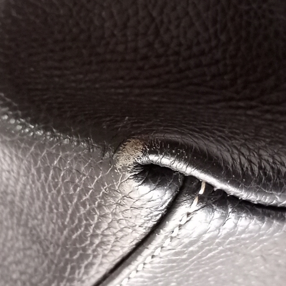 Dooney & Bourke Black Pebble Leather Logo Lock Handbag. - Picture 6 of 16